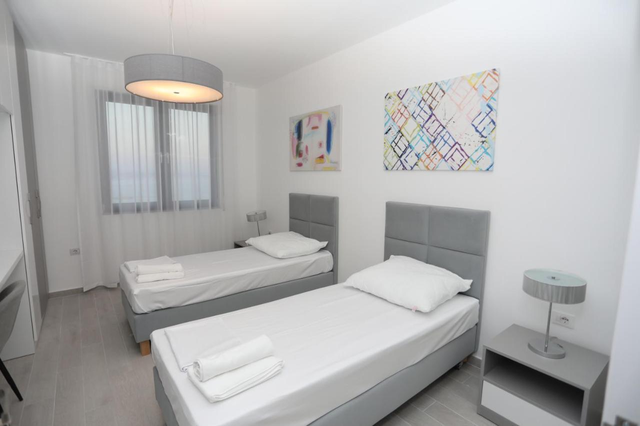 Luxury - Floor Panorama Durrës