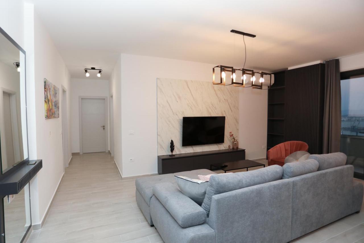 Apartament Luxury - Floor Panorama